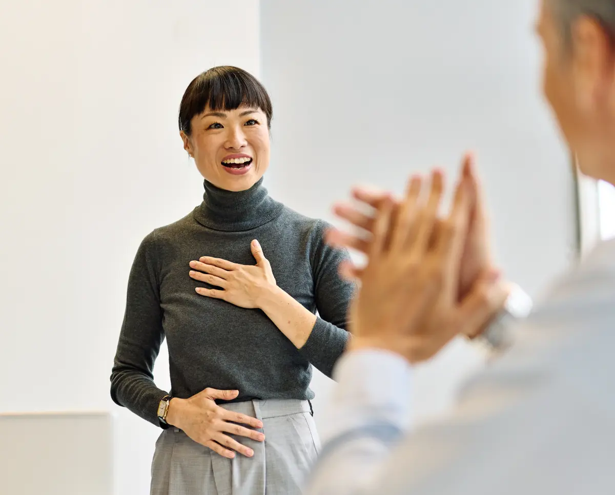 complimenting a woman