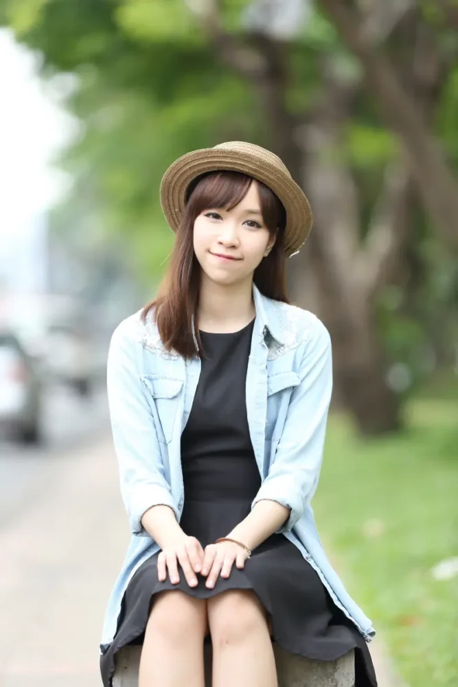 beautiful young Japanese woman